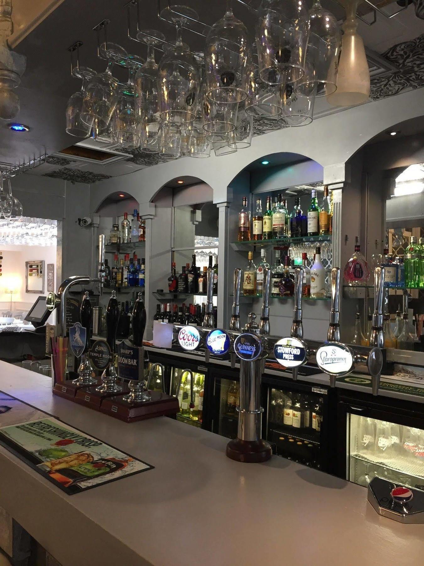Cefn Mably Hotel Penarth Buitenkant foto